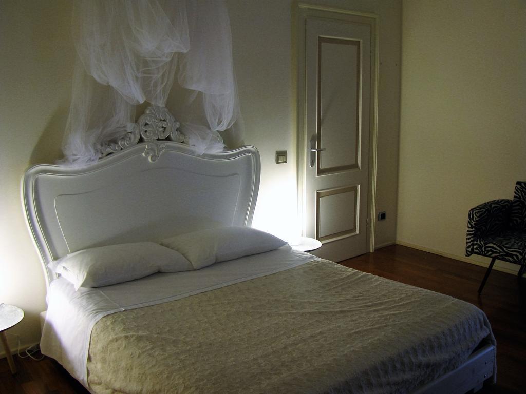 Domus Nova Residenza Il B&B Mantova Exterior photo